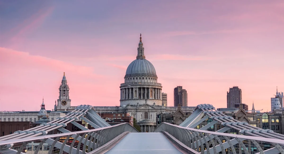 Cute Captions For a London Stroll